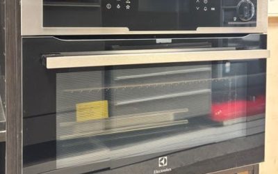 Four vapeur ELECTROLUX – EVY9741AAX